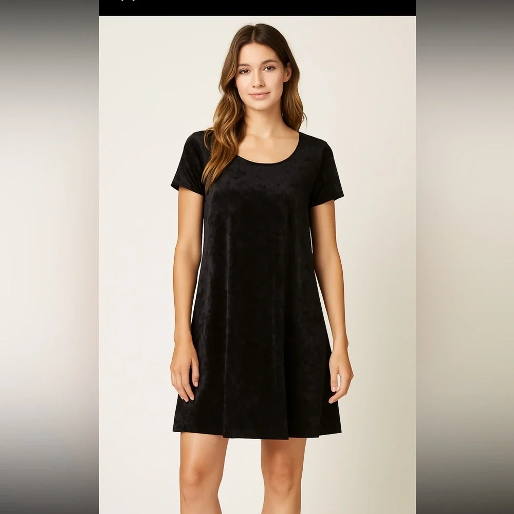 Socialite Crushed Velvet Black Holiday Party Ready Cocktail Dress‎ Medium